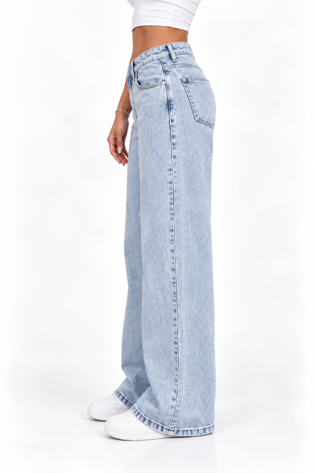 Light Acid Wash Low Waist Wide Leg Jeans